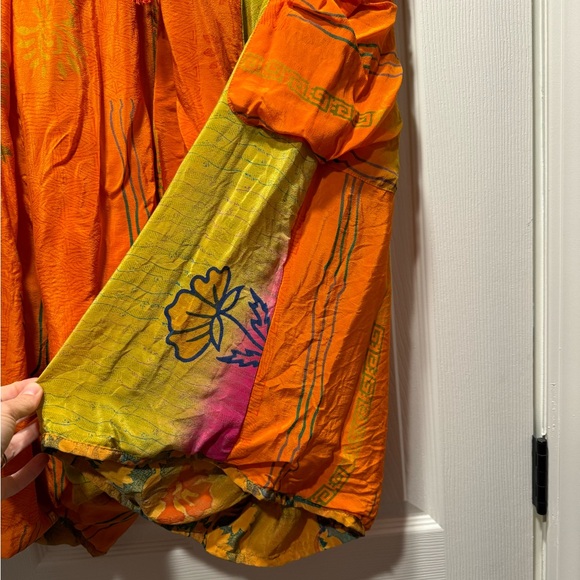 Kantha Bae Duality Silk Culottes - Picture 5 of 6